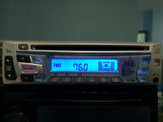 SANYO CDF-R880 CD-RW AUX มือ2 ญี่ปุ่น