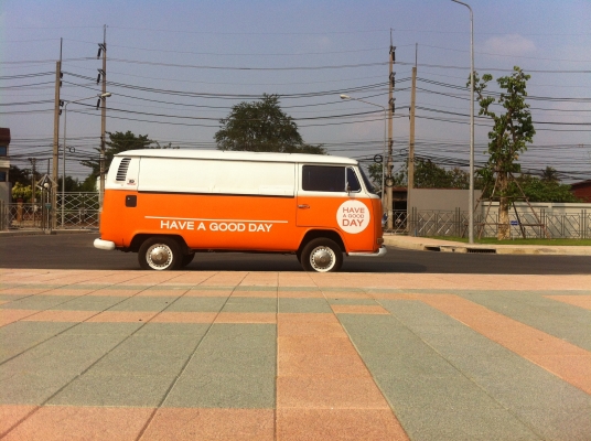 ตู้โฟล์คแตงโมเปิดบาร์ไฟเลี้ยวล่าง ทะเบียนครบ (ลดราคาเหลือ198000ด่วนๆ)