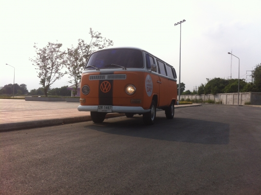 ตู้โฟล์คแตงโมเปิดบาร์ไฟเลี้ยวล่าง ทะเบียนครบ (ลดราคาเหลือ198000ด่วนๆ)