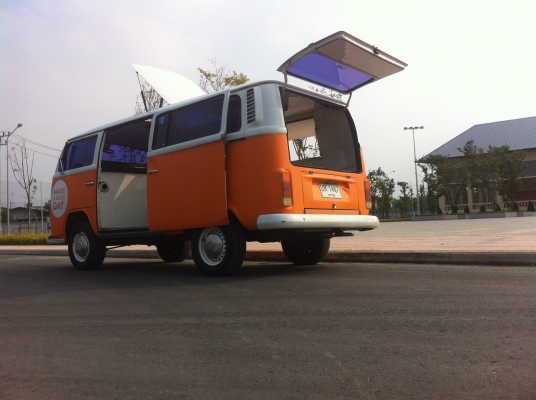 ตู้โฟล์คแตงโมเปิดบาร์ไฟเลี้ยวล่าง ทะเบียนครบ (ลดราคาเหลือ198000ด่วนๆ)