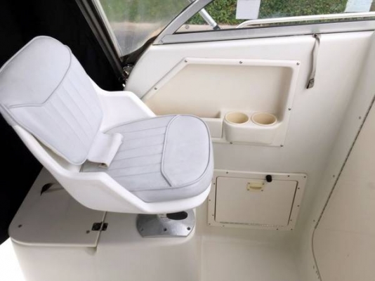 ขายเรือตกปลา Hydra Sports 210 (21ฟุต)