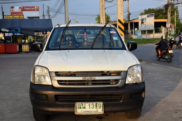 อีซูซุ สปาร์ค Ex สีขาว ปี 2004 เครื่อง 2500 เทอโบ ราคา เบา ๆ