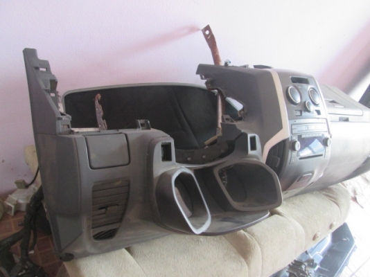 หน้าปัทม์คอลโซล เชฟโคโรลาโดทั้งชุด หน้าปัทม์คอลโซล เชฟโคโรลาโดทั้งชุด