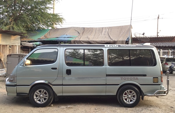 รถตู้หลังดีเซลแต่งSUPER CUSTOM พร้อมใช้งาน วิ่งทางไกลสบายLINE:seiatong003