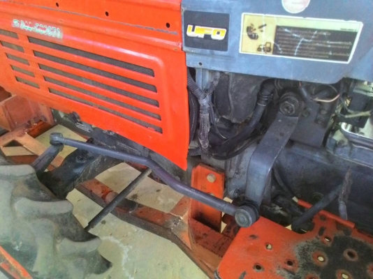 ขายรถไถ KUBOTA L2605 พร้อมดันหน้า ราคา 128,000 ร้าน DC Tractor Rayong 0818618678,0899347475 id line=0818618678      id line=carbonthai  https://www.facebook.com/Tractors-Rayong-307154532717928/photos_stream?tab=photos_albums