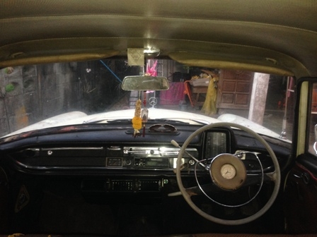 ขาย BenZ w111 สภาพเดิมๆ ทั้งคัน พร้อมใช้