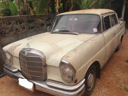 ขาย BenZ w111 สภาพเดิมๆ ทั้งคัน พร้อมใช้