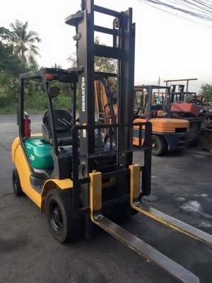 ฟอล์คลิฟต์ 2 ตัน KOMATSU FD20T-16 รถปี 2007 ดีเซล เสายกสูง 4 เมตร ฟอล์คลิฟต์ 2 ตัน KOMATSU FD20T-16 รถปี 2007 ดีเซล เสายกสูง 4 เมตร