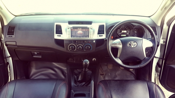 VIGO 2.5E DOUBLE CAB Prerunner รถสวยมากคร่ะ การันตรีเลยน่ะคร่ะ ทักจิ๊ฟมาคุยได้เลย