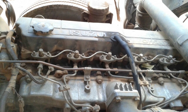 รถสิบล้อ Isuzu rocky 195