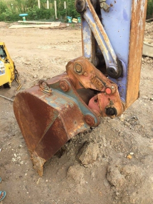 KOMATSU PC128UU-1 เก่านอกไม่เคยใช้งานในไทย ราคา 1,100,000 บาท สภาพดีพร้อมใช้งาน KOMATSU PC128UU-1 เก่านอกไม่เคยใช้งานในไทย ราคา 1,100,000 บาท สภาพดีพร้อมใช้งาน