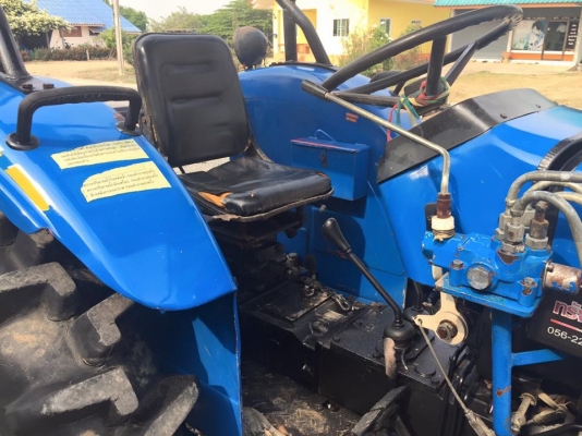 ขายรถไถแชมป์ รุ่น4340 แรงม้า (4WD) สองเพลา รถสภาพดีมาก แครื่องแน่น เกียรดี ยางดี ทั้ง4เส้น ขายรถไถแชมป์ รุ่น4340 แรงม้า (4WD) สองเพลา รถสภาพดีมาก แครื่องแน่น เกียรดี ยางดี ทั้ง4เส้น