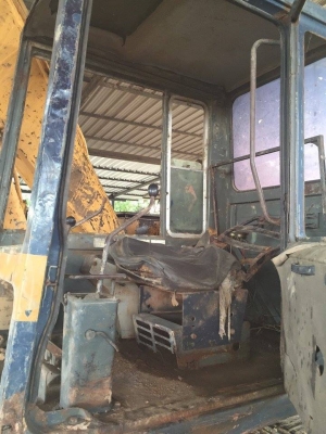 KOMATSU PC120-3 เก่าใช้งานในไทยแล้ว  ราคา 300,000 บาท สภาพดีพร้อมใช้งาน