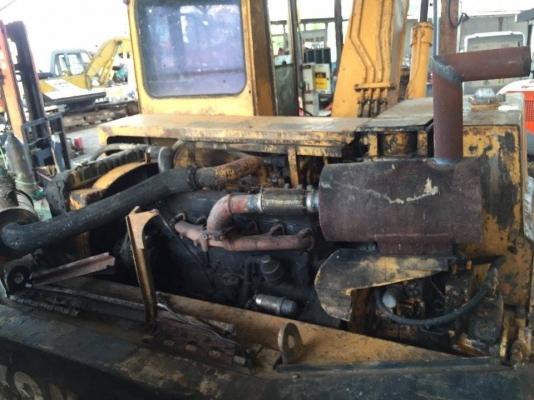 KOMATSU PC120-3 เก่าใช้งานในไทยแล้ว  ราคา 300,000 บาท สภาพดีพร้อมใช้งาน