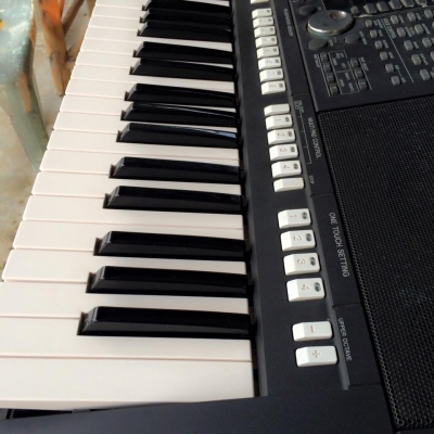 ขายpsr 950 มือเดียว สภาพเต็ม 100 ราคา 42500-