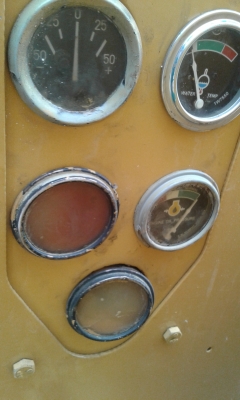 ขายรถเกรด CATERPILLAR 140G S/N 72V09XXX สภาพพร้อมใช้งาน เอกสารเล่มครบ