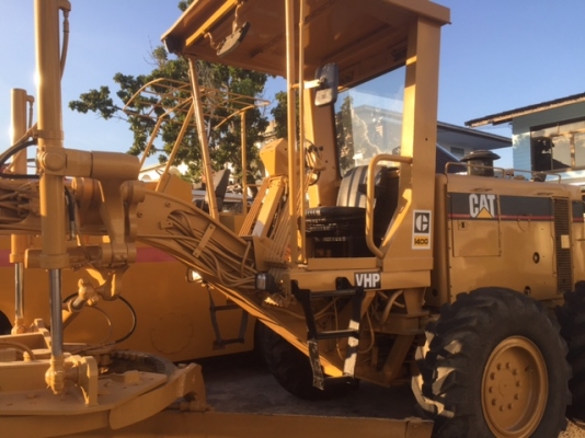ขายรถเกรด CATERPILLAR 140G S/N 72V09XXX สภาพพร้อมใช้งาน เอกสารเล่มครบ
