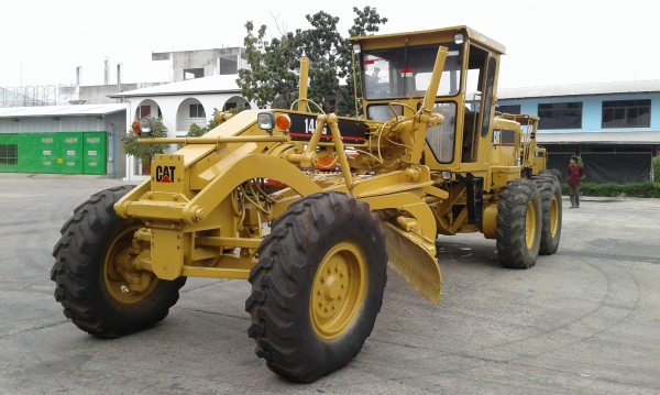 ขายรถเกรด CATERPILLAR 140G S/N 72V09XXX สภาพพร้อมใช้งาน เอกสารเล่มครบ