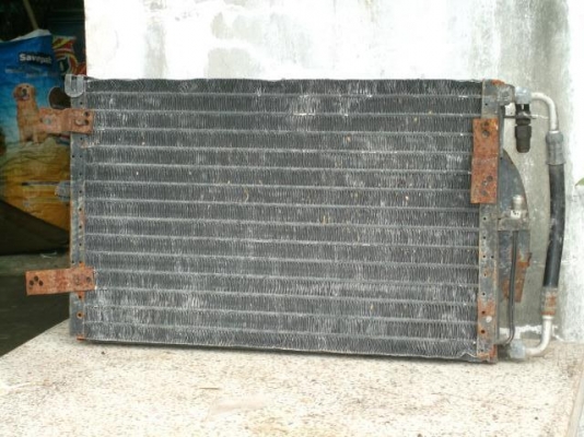 ขายแผงร้อนแอร์พัดลมสองตัวถอดจากรถ เคยใส่ในรถตู้ดอดจ์ LIND ID: preeda1953 085 9688 911 092 8892 982 084 6679 841 ราคา 2500 บาทครับ