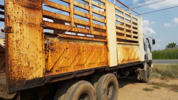 สิบล้อ ฮีโน่ FM3H195แรง 2เพา ปี39 กะบะสามมิต ไม่ดั้ม สภาพพร้อมใช้ ทะเบียนพร้อมโอน สิบล้อ ฮีโน่ FM3H195แรง 2เพา ปี39 กะบะสามมิต ไม่ดั้ม สภาพพร้อมใช้ ทะเบียนพร้อมโอน