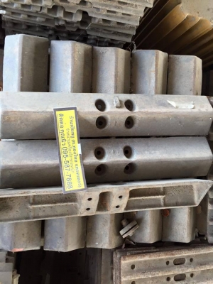 ใบแทรก D4D สันตรง  ใบเก่าญี่ปุ่น สภาพสวย ราคาใบละ 800 บาท