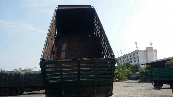 ขายกะบะดั๊มฮีโน่10ล้อ ขายกะบะดั๊มฮีโน่10ล้อ