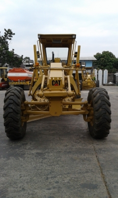 ขายรถเกรด CATERPILLAR 140G S/N 72V13XXX สภาพพร้อมใช้งาน เอกสารเล่มครบ