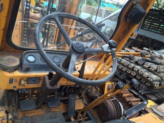 รถโฟคลิฟ KOMATSU FD30  หนัก 3 ตัน ราคา 260,000 บาท  รถนอกนำเข้าจากญี่ปุ่นพร้อมใช้งาน  เอกสารแจ้งจำหน่ายใบอินวอย