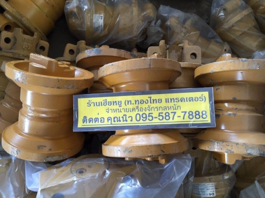 โรลเลอร์ KOMATSU PC30 นำเข้าจากประเทศเกาหลี  เหล็กหนา เกรดเอ ทน มีของพร้อมส่ง