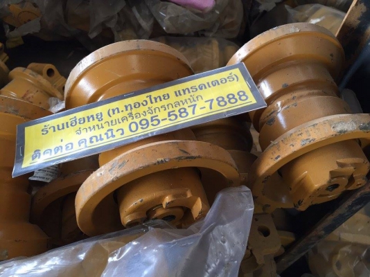 โรลเลอร์ KOMATSU PC30 นำเข้าจากประเทศเกาหลี  เหล็กหนา เกรดเอ ทน มีของพร้อมส่ง