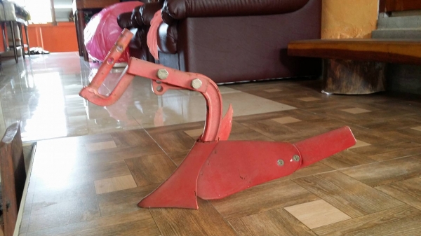 นำเข้าจากญี่ปุ่น หัวหมูขึ้นร่องขนาดเล็ก เก่าญี่ปุ่น ใช้ติดกับรถไถเดินตาม หรือรถพรวนดิน