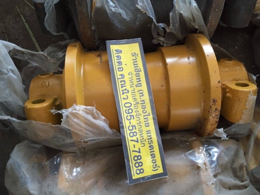 โรลเลอร์ KOMATSU PC200-3-5-6-7 นำเข้าจากประเทศเกาหลี  เหล็กหนา เกรดเอ ทน มีของพร้อมส่ง