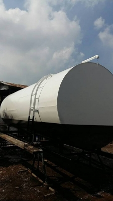 ถังสภาพสวย ทำสีทำขาใหม่เรียบร้อย เพิ่งเสร็จสดๆร้อนๆ ถังขนาด 15000 ลิตร สวย ๆ ราคา 65000.-