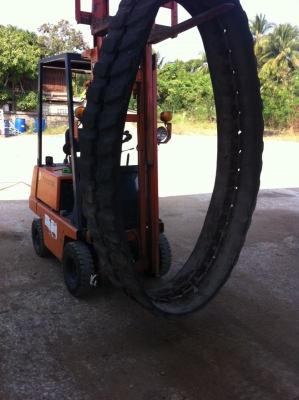 แทรกยางแบคโค