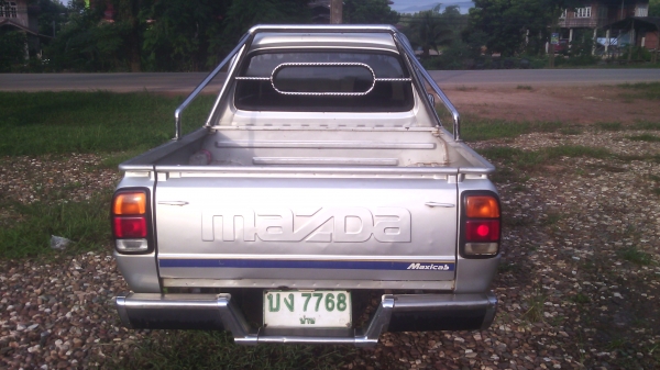 ขายมาสด้าแฟมมิเลี่ย1400