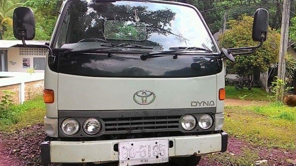 ขาย6ล้อ ยาว ปี39 เครื่อง 115 แรงม้า