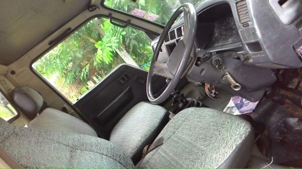 ขาย6ล้อ ยาว ปี39 เครื่อง 115 แรงม้า