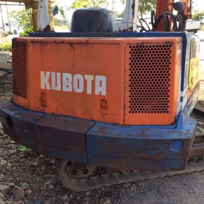 ขายรถขุด ยี่ห้อ:KUBOTA รุ่น:KH15h (อาร์มยืดได้) เท่ากับPC35รถเก่านอกแท้ มีเอกสารใบอินวอย รถไม่เคยใช้งานในไทย สนใจติดต่อ099-907-9273กิ๊ฟ