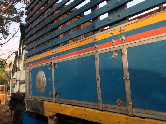 ขายรถบรรทุกสิบล้อสภาพดี ขายรถบรรทุกสิบล้อสภาพดี