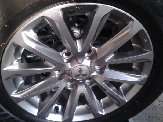 นิว ไทรทรัน พลัส ขอบ17 พร้อมยางใหม่ๆ นิว ไทรทรัน พลัส ขอบ17 พร้อมยางใหม่ๆ