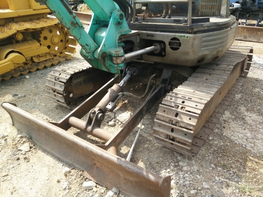 ขายแบคโฮ KOBELCO SK35SR เก่านอกแท้ สภาพสวย ใช้งานได้เลย