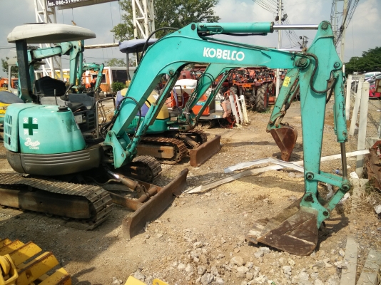 ขายแบคโฮ KOBELCO SK35SR เก่านอกแท้ สภาพสวย ใช้งานได้เลย