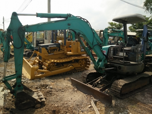 ขายแบคโฮ KOBELCO SK35SR เก่านอกแท้ สภาพสวย ใช้งานได้เลย