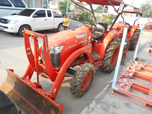 คูโบต้า 36 แรงม้า+ใบดันบน+ผาน3 ดาวน์ 20,000 บาท+ขนส่งฟรี คูโบต้า 36 แรงม้า+ใบดันบน+ผาน3 ดาวน์ 20,000 บาท+ขนส่งฟรี