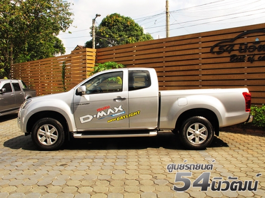 ISUZU รุ่น D-MAX Space Cab  2.5 Ddi VGS โฉม HI LANDER  คันนี้สภาพป้ายแดงเลยครับ รับประกันศูนย์ หายห่วง สนใจทักมาคุยกันก่อนได้น่ะครับ คุ้มค่าแน่นอน
