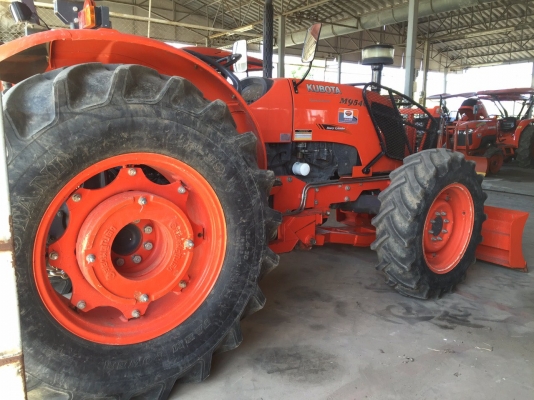 ขาย KUBOTA MAX M9540 รถปรับสภาพแล้วพร้อมใช้งาน ชั่วโมงทำงานน้อย 1,151 ชั่วโมง