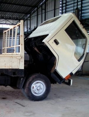 หกล้อ มิตซู แคนเตอร์ 115 ยาว4.30ม สภาพดีพร้อมใช้ ทะเบียนพร้อมโอน ราคา 198,000บ ต่อรองได้ หกล้อ มิตซู แคนเตอร์ 115 ยาว4.30ม สภาพดีพร้อมใช้ ทะเบียนพร้อมโอน ราคา 198,000บ ต่อรองได้