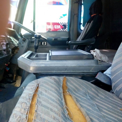 สิบล้อ อีซูซุ ร็อค 210 สโลส 2เพา ดั้มมีเนียม สภาพดีสวยพร้อมใช้ ทะเบียนพร้อมโอน