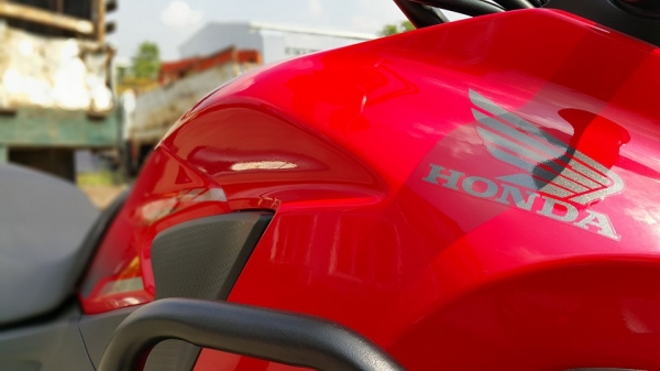 Cb500x 2015 วิ่งน้อย สีแดงสดตัวใหม่ไม่ใช่แดงเข็ม ไม่แพง ต่อรองได้ Cb500x 2015 วิ่งน้อย สีแดงสดตัวใหม่ไม่ใช่แดงเข็ม ไม่แพง ต่อรองได้