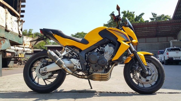 CB650f 2014 วิ่งน้อย แต่งสวย สภาพพร้อมใช้ ไม่แพง ต่อรอได้จ้า